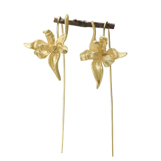 Elegant Trillium Flower | Sterling Silver | 18K Gold |  Drop Earrings