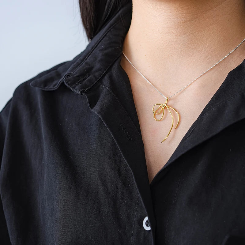 Lucky Knot | Sterling Silver | 18K Gold | Pendant