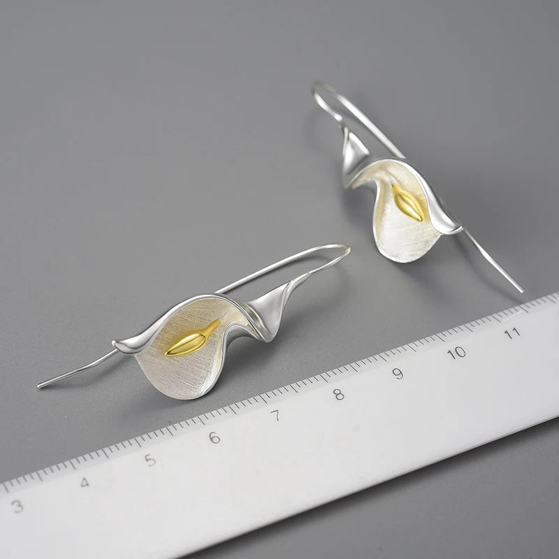 Calla Lily Flower | Sterling Silver | 18K Gold | Dangle Earrings