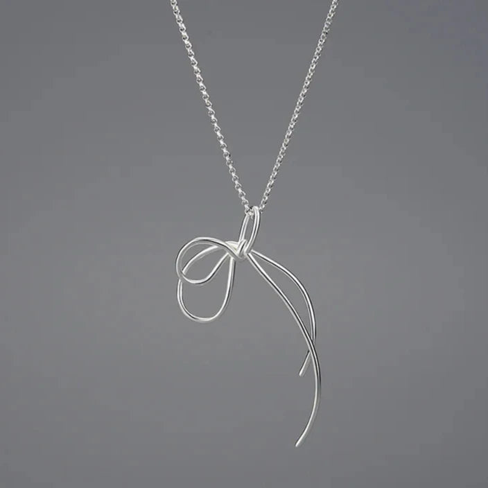 Lucky Knot | Sterling Silver | 18K Gold | Pendant