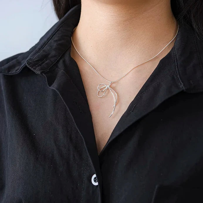 Lucky Knot | Sterling Silver | 18K Gold | Pendant